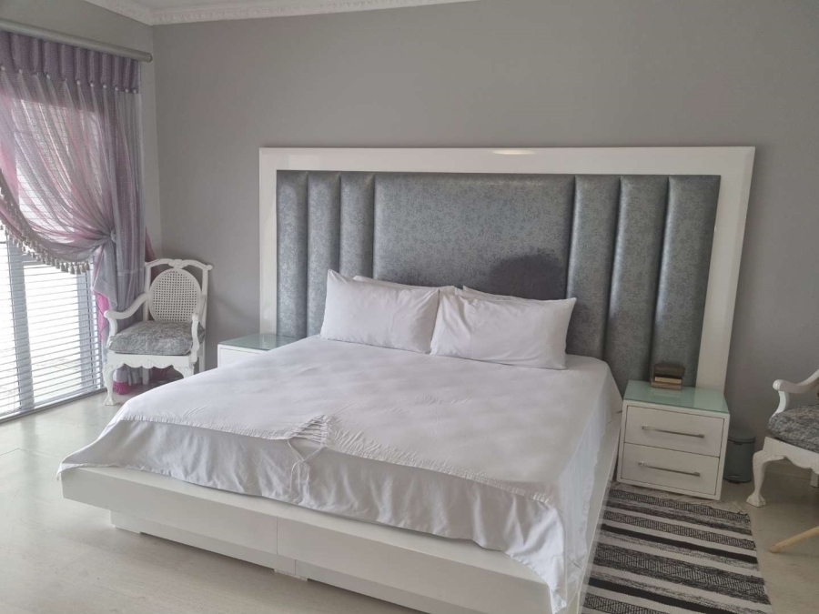5 Bedroom Property for Sale in Nahoon Valley Park Eastern Cape